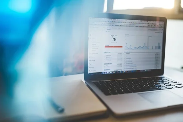 Veel klanten aantrekken via Google of via influencers, dat is wat bedrijven doen. Dit noemen wij ook wel influencer marketing. In deze blog lees je waarom influencer marketing effectief is.